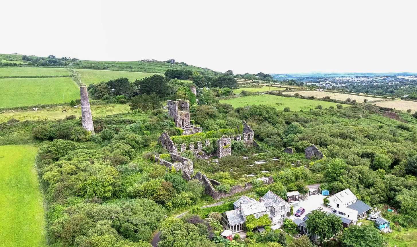 West  Basset stamps 2019